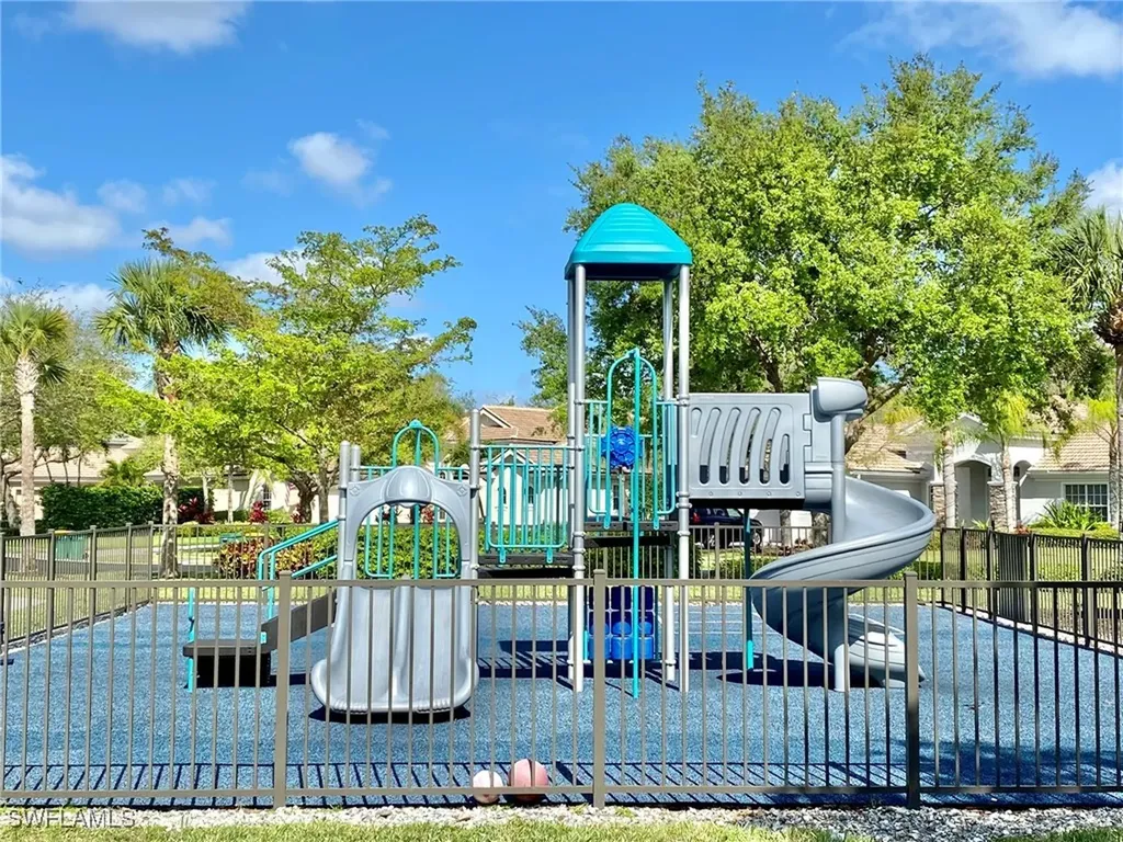 15590 Vallecas Lane Naples FL 34110