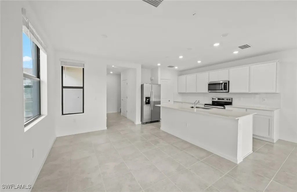 1622 Lake Jessup Circle Cape Coral FL 33909