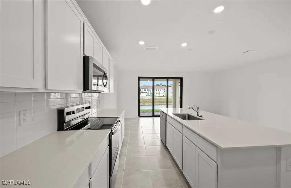 1622 Lake Jessup Circle Cape Coral FL 33909