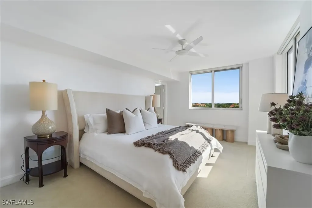 6597 Nicholas Boulevard Naples FL 34108