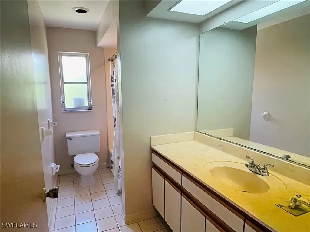 547 Eastwood Drive Naples FL 34110