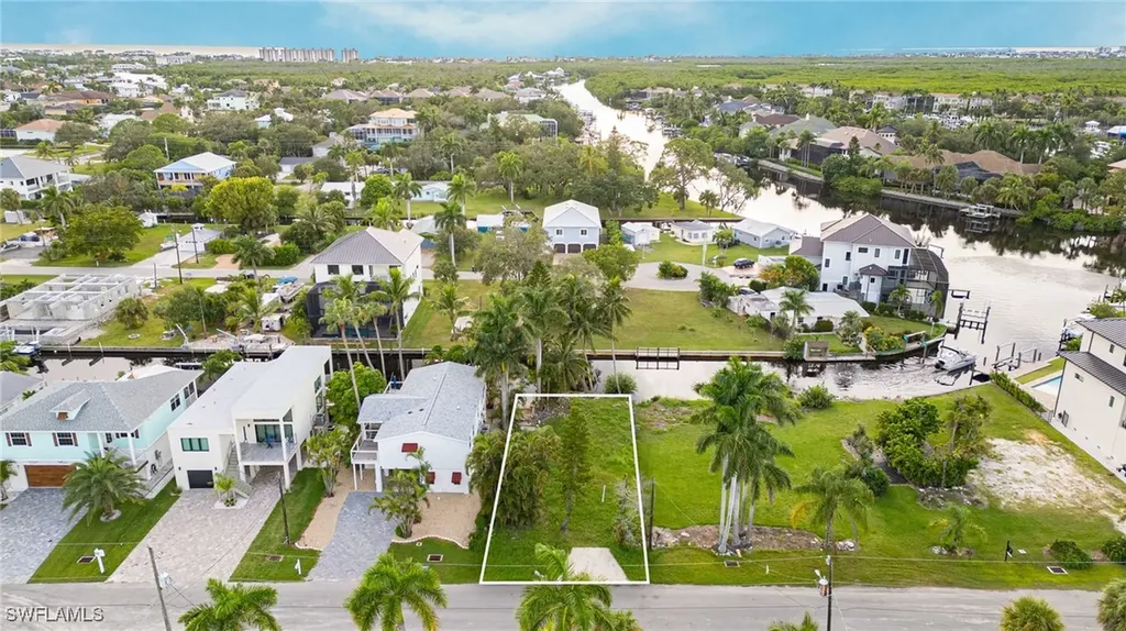 27563 Big Bend Road Bonita Springs FL 34134