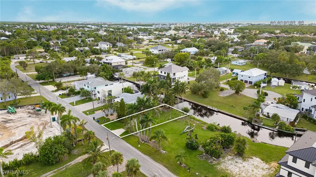 27563 Big Bend Road Bonita Springs FL 34134