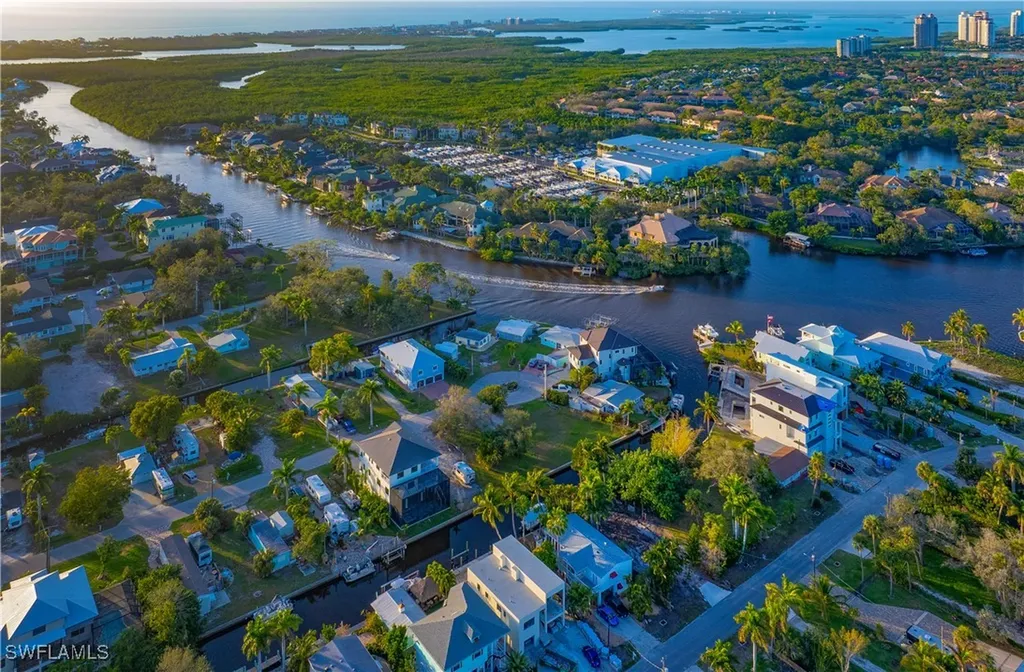 27563 Big Bend Road Bonita Springs FL 34134