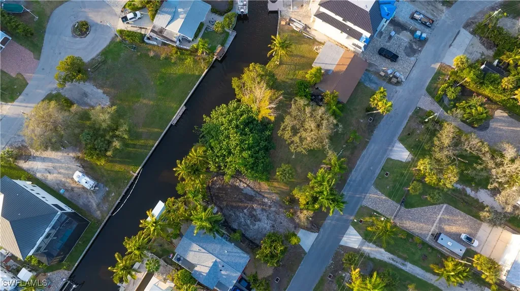 27563 Big Bend Road Bonita Springs FL 34134