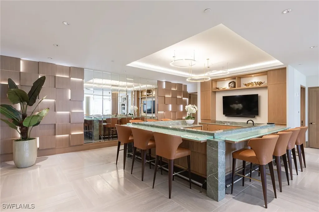 4601 Gulf Shore Boulevard N Naples FL 34103