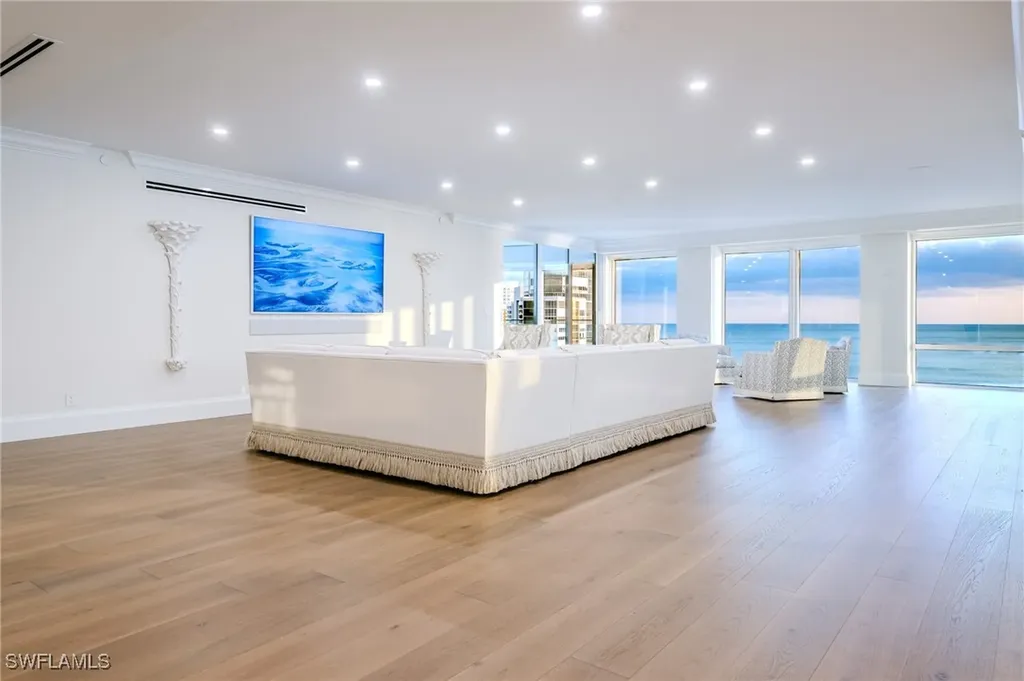 4601 Gulf Shore Boulevard N Naples FL 34103