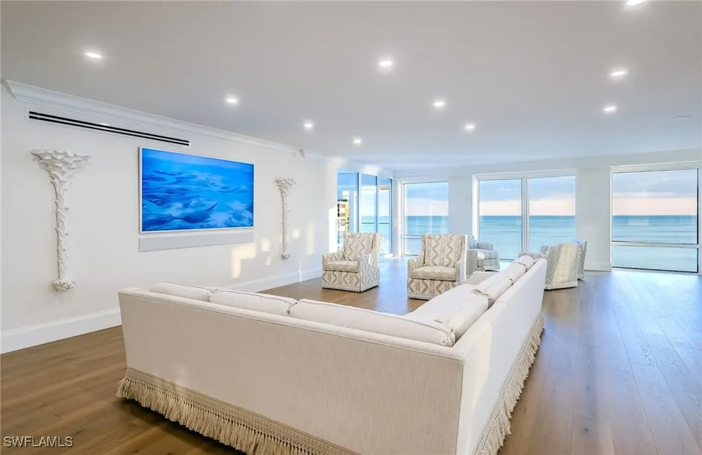 4601 Gulf Shore Boulevard N Naples FL 34103