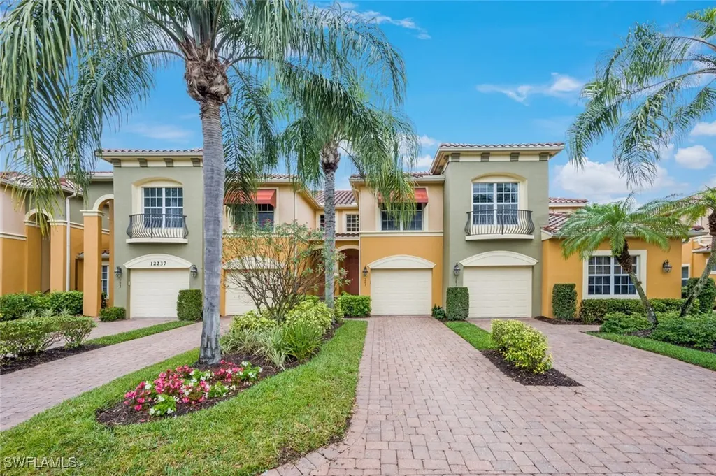 Bonita Springs FL, 12237 Toscana Way, Unit 203
