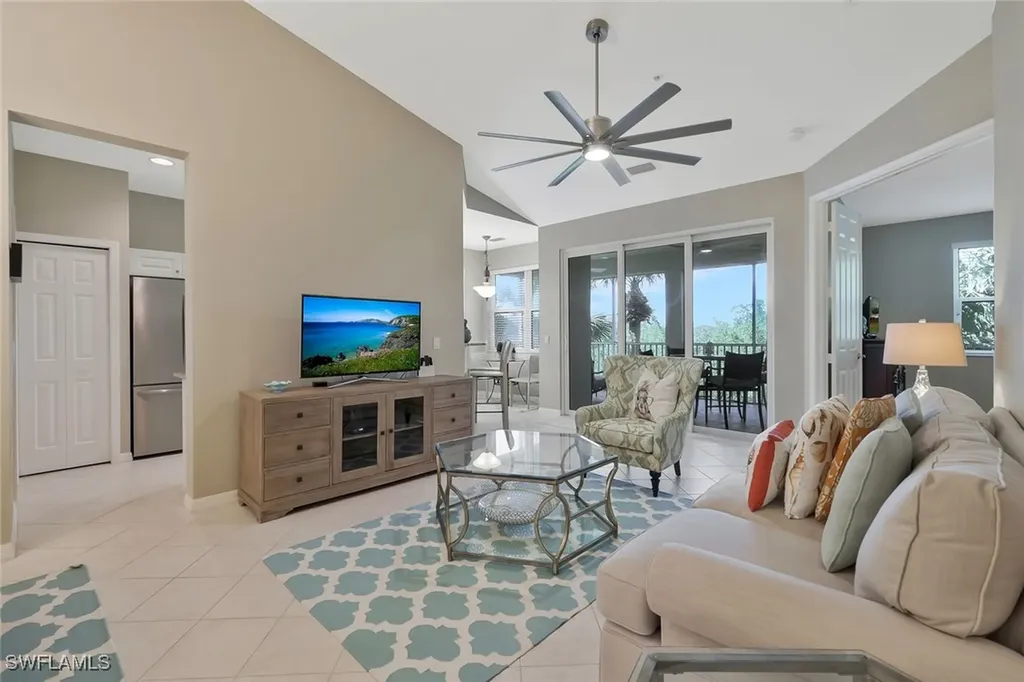 4665 Hawks Nest Way Naples FL 34114