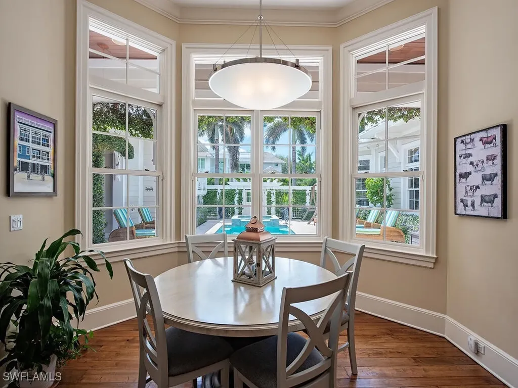 1975 Gulf Shore Boulevard S Naples FL 34102
