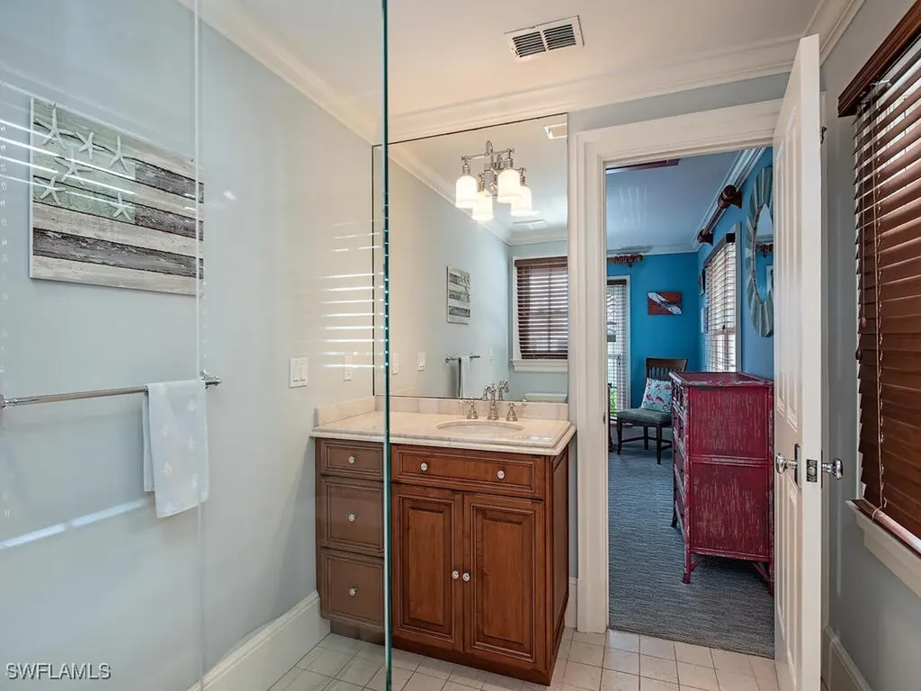 1975 Gulf Shore Boulevard S Naples FL 34102