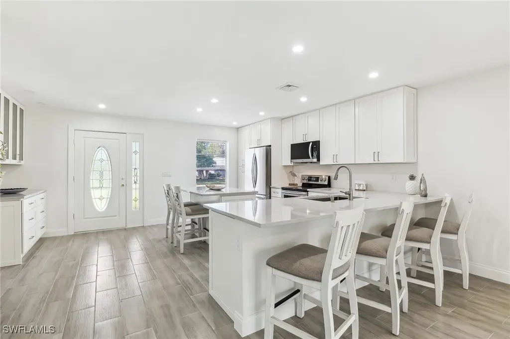 99 9th Street Bonita Springs FL 34134