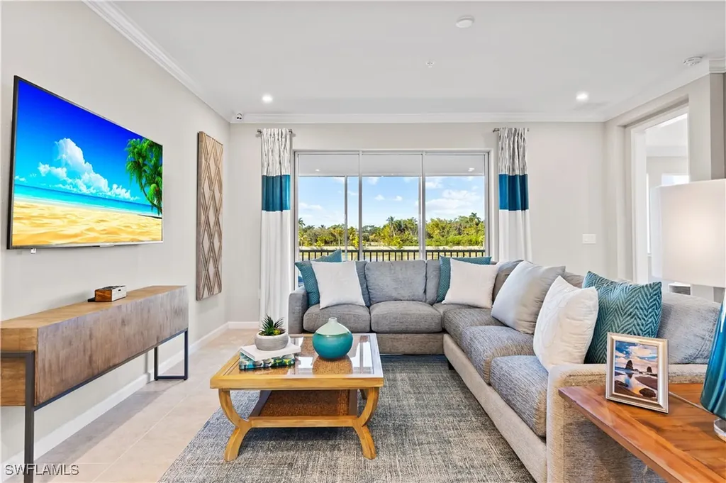 4596 Arboretum Circle Naples FL 34112