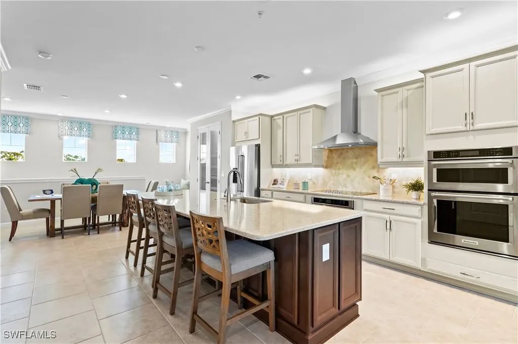 4596 Arboretum Circle Naples FL 34112