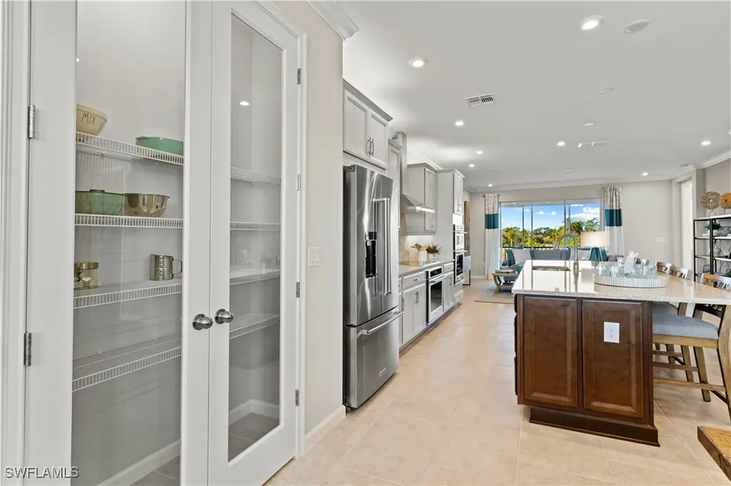 4596 Arboretum Circle Naples FL 34112