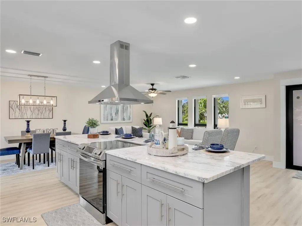 1927 SE 10th Avenue Cape Coral FL 33990