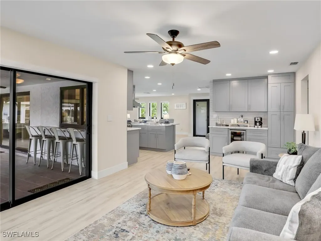 1927 SE 10th Avenue Cape Coral FL 33990