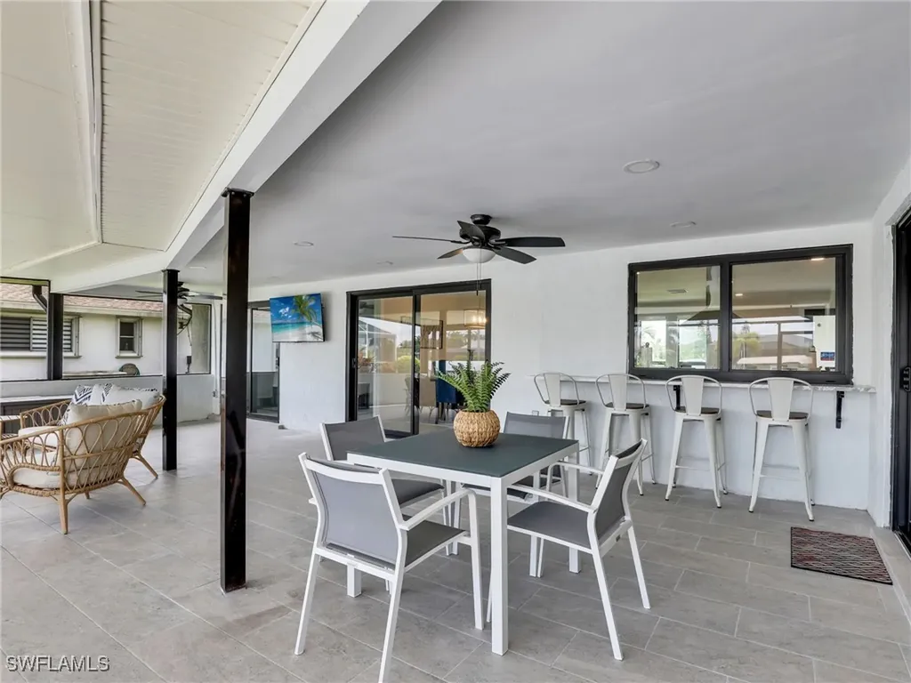 1927 SE 10th Avenue Cape Coral FL 33990