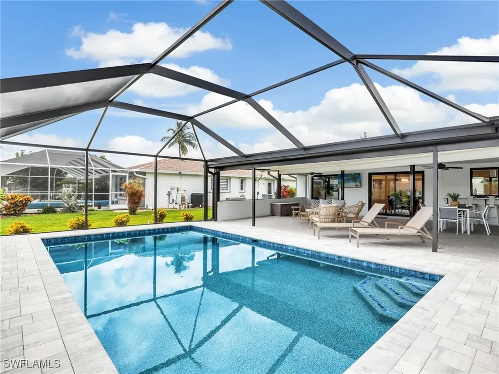 1927 SE 10th Avenue Cape Coral FL 33990