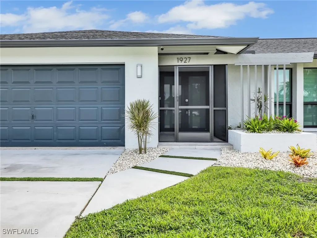 1927 SE 10th Avenue Cape Coral FL 33990