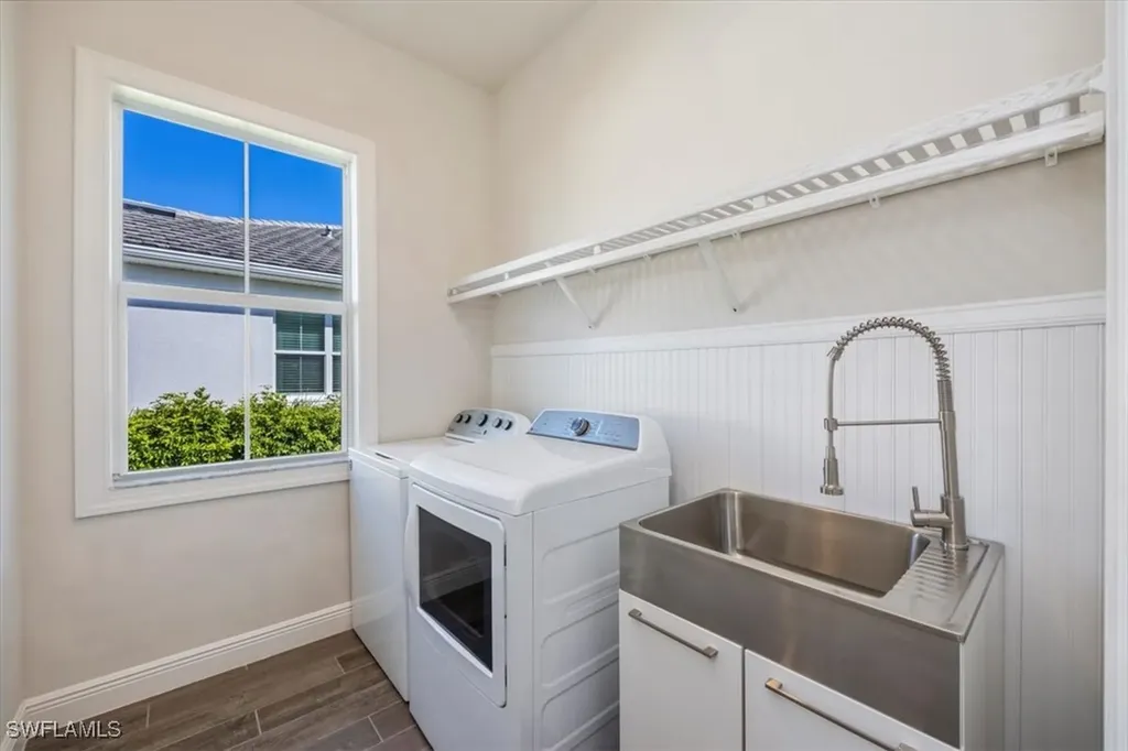 9016 Saint Lucia Drive Naples FL 34114