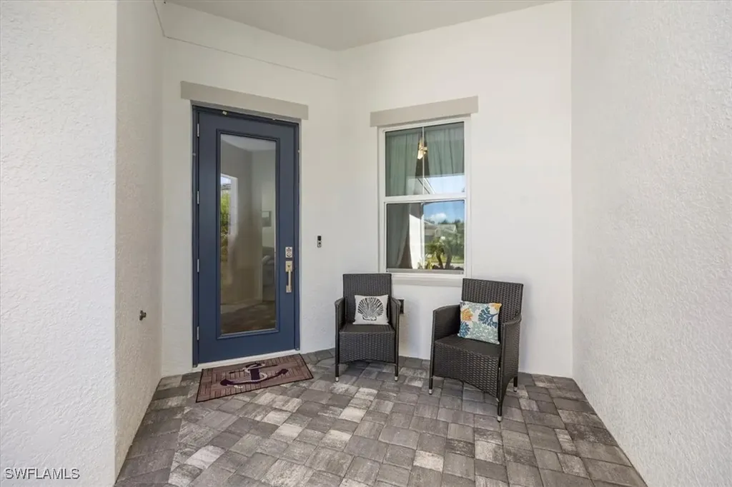 9016 Saint Lucia Drive Naples FL 34114