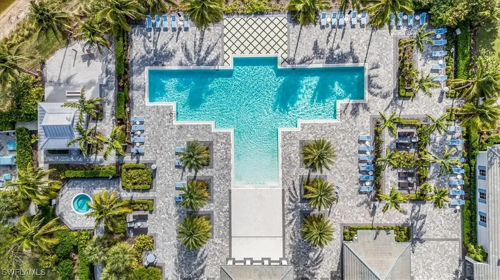 9016 Saint Lucia Drive Naples FL 34114