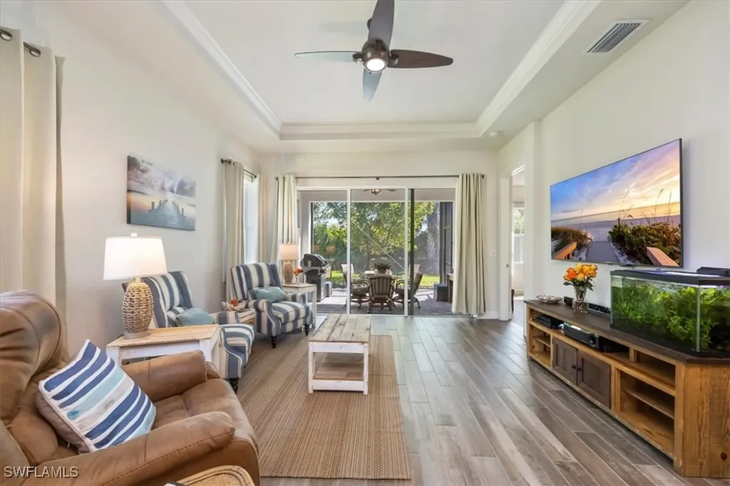 9016 Saint Lucia Drive Naples FL 34114