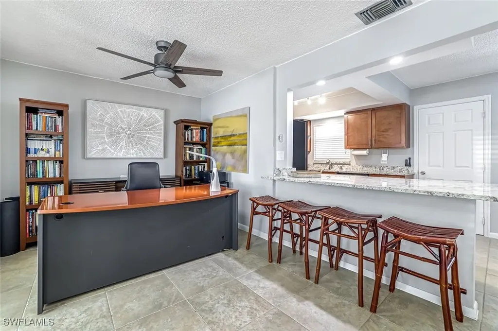 10095 7th Street N Naples FL 34108