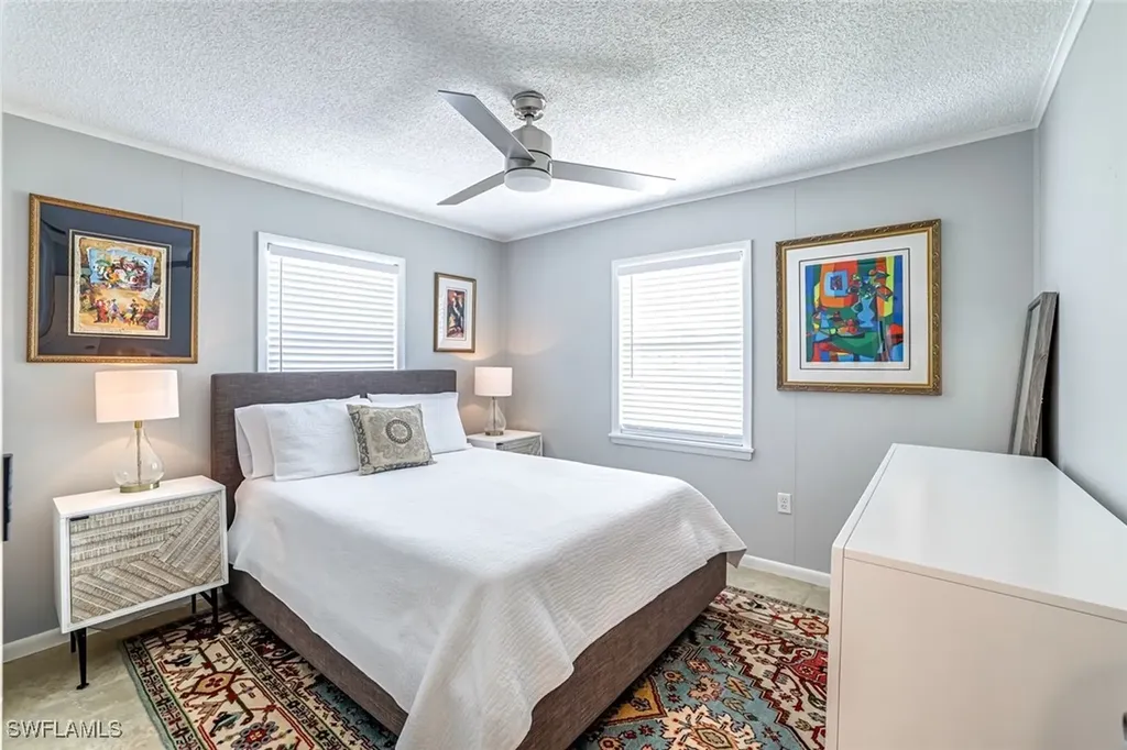 10095 7th Street N Naples FL 34108