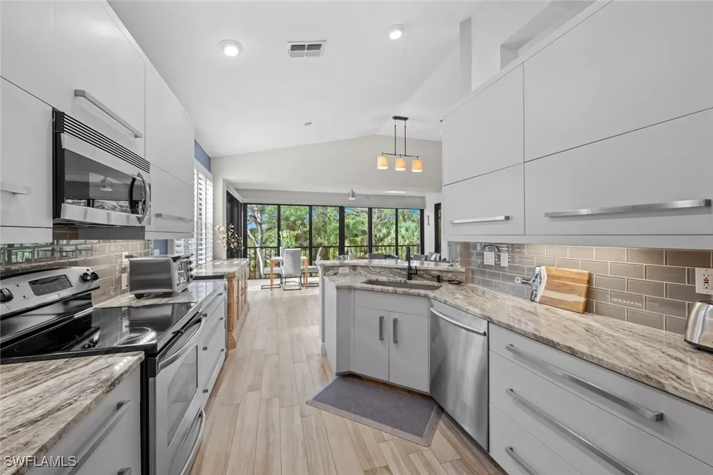 27031 Oakwood Lake Drive Bonita Springs FL 34134