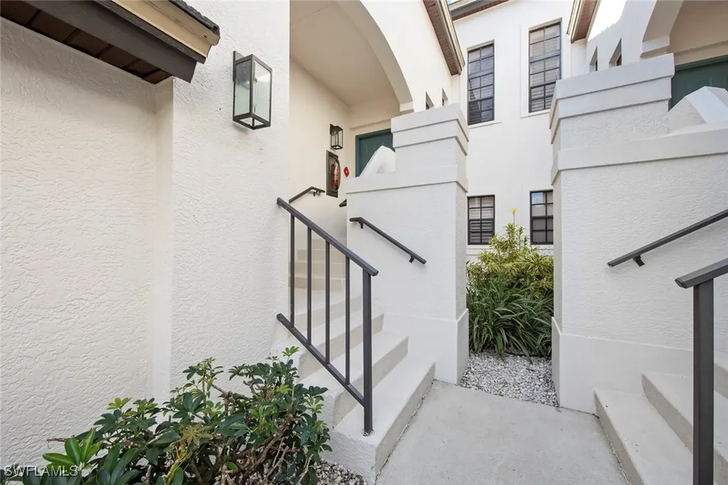 27031 Oakwood Lake Drive Bonita Springs FL 34134