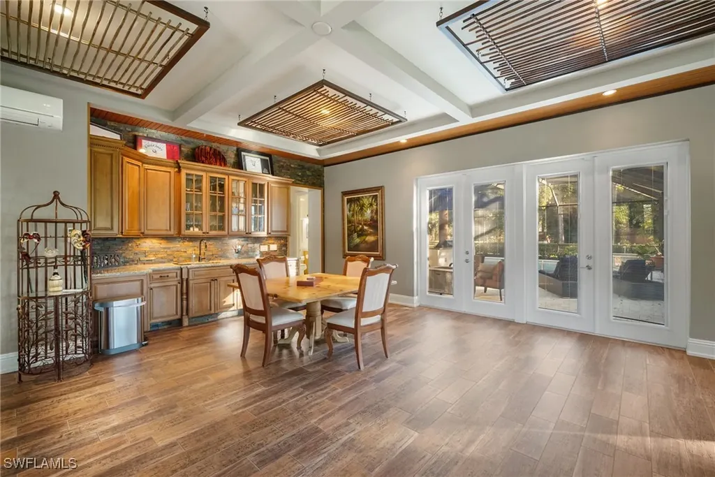 1805 Heritage Trail Naples FL 34112