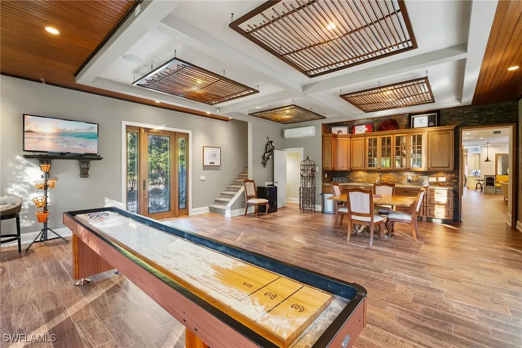 1805 Heritage Trail Naples FL 34112