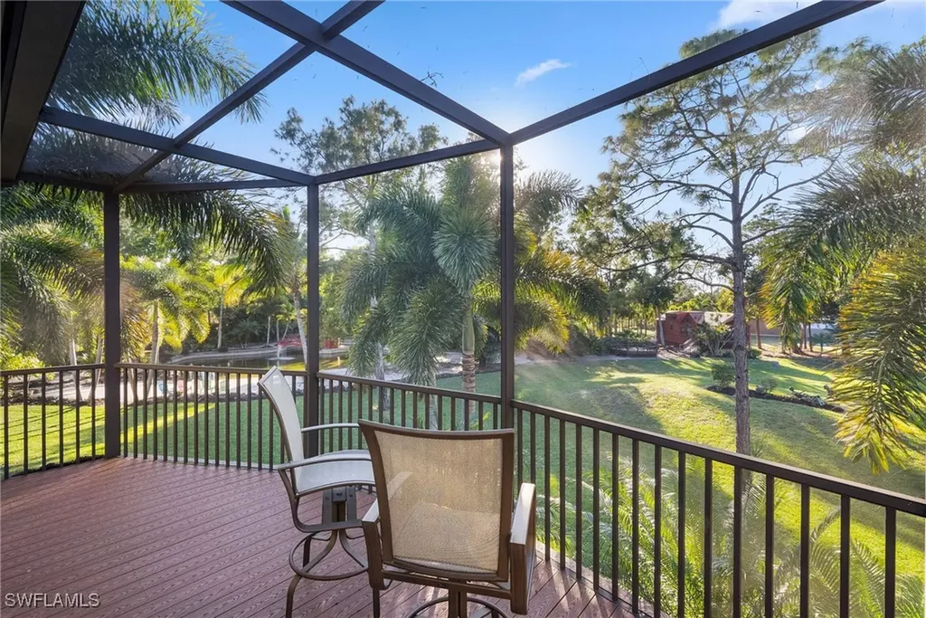 1805 Heritage Trail Naples FL 34112