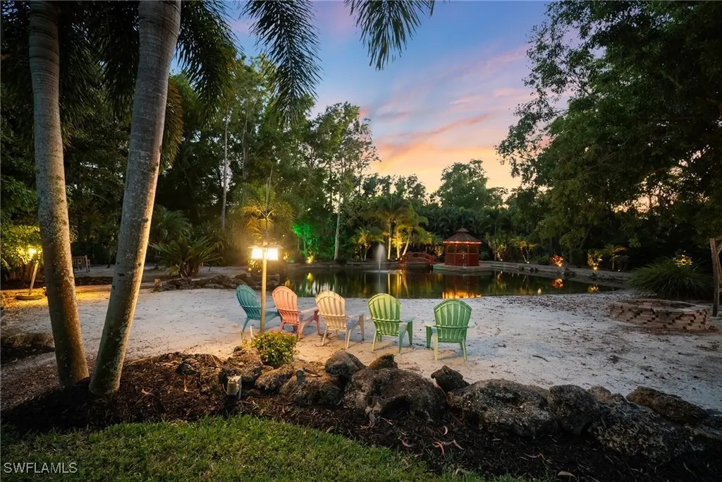 1805 Heritage Trail Naples FL 34112