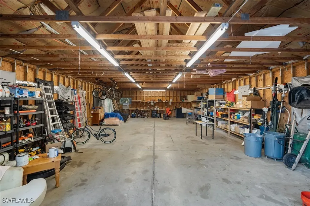 1805 Heritage Trail Naples FL 34112