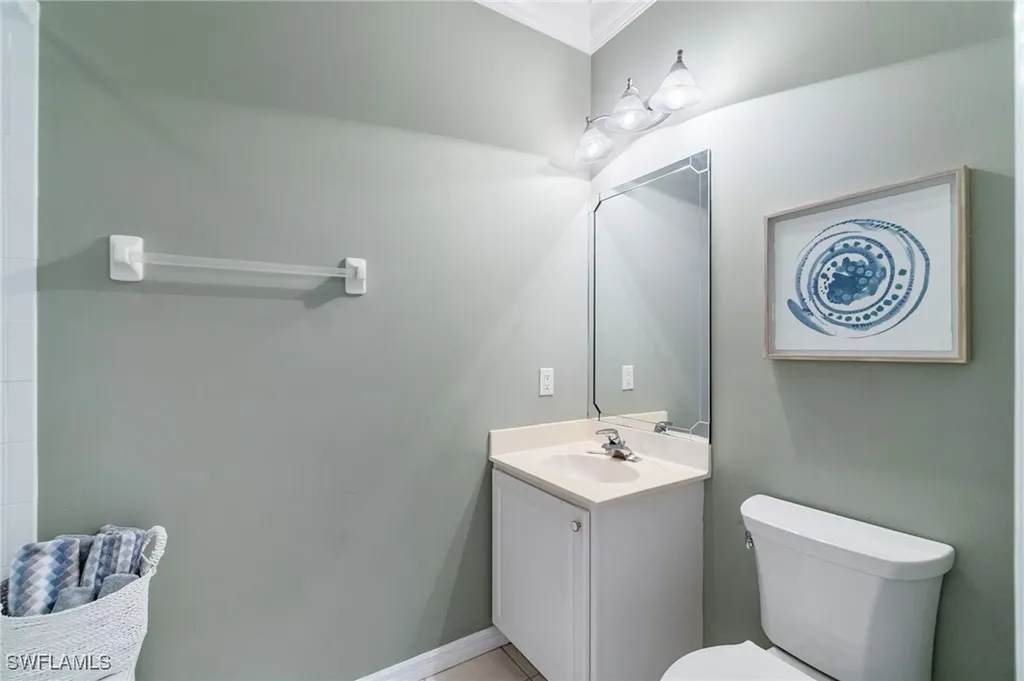 3965 Bishopwood Court E Naples FL 34114