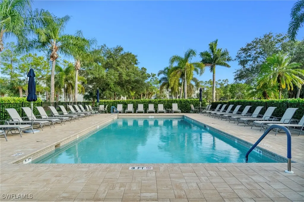 3965 Bishopwood Court E Naples FL 34114