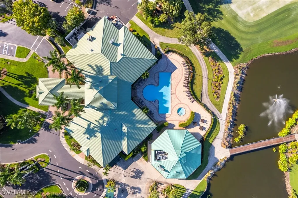 3965 Bishopwood Court E Naples FL 34114