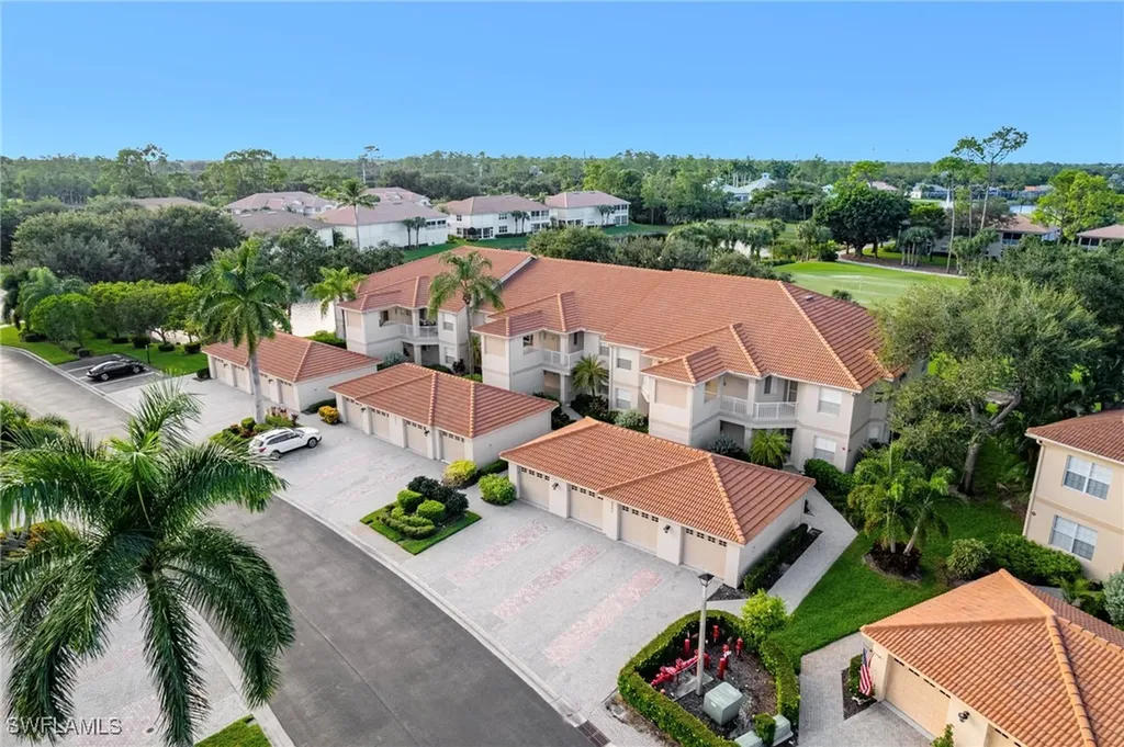 3965 Bishopwood Court E Naples FL 34114