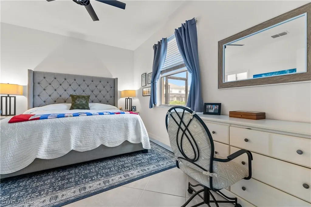 2656 Vine Avenue Naples FL 34120