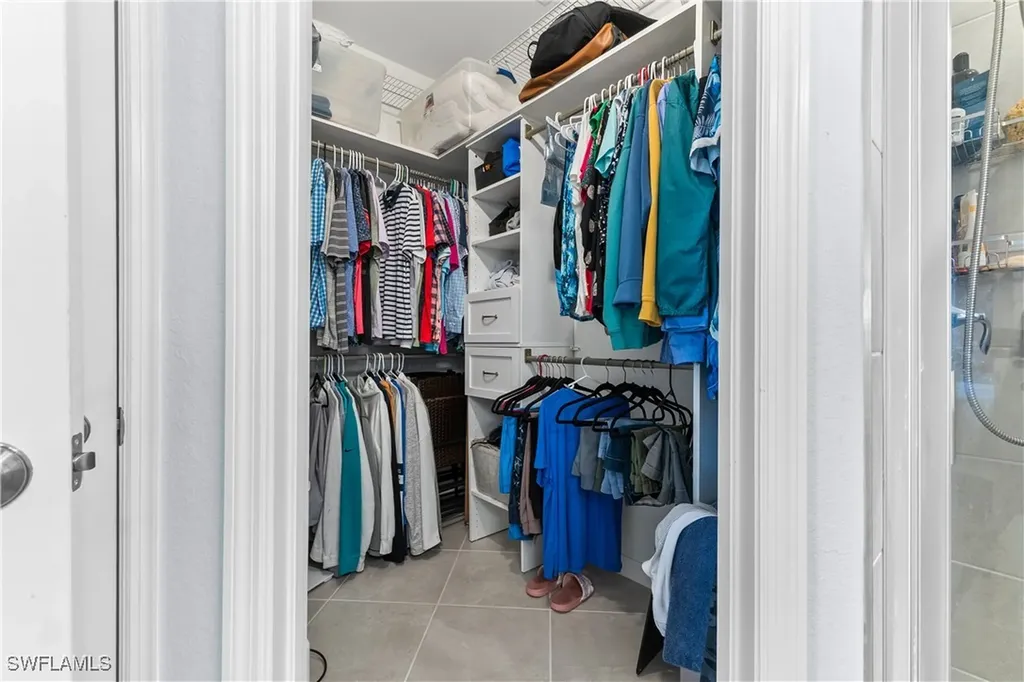 2656 Vine Avenue Naples FL 34120