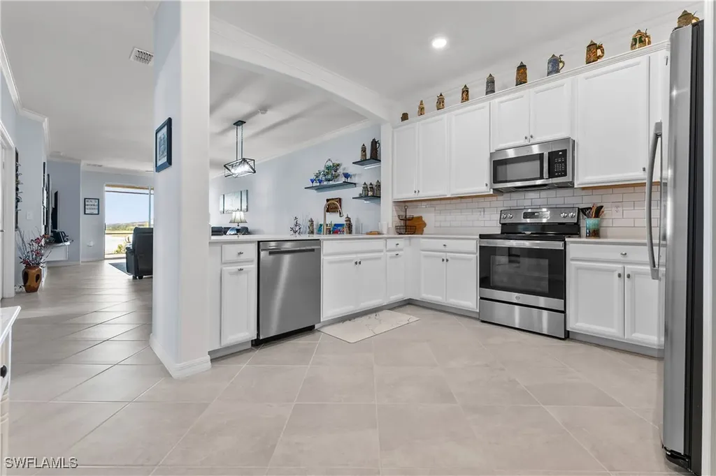 2656 Vine Avenue Naples FL 34120