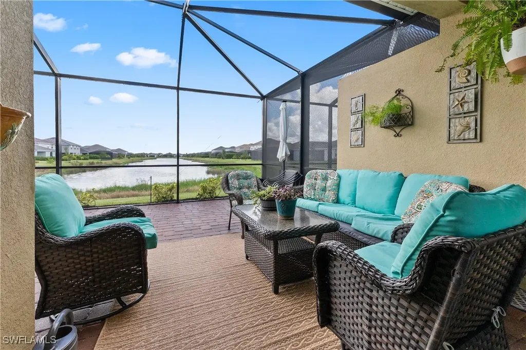 2656 Vine Avenue Naples FL 34120