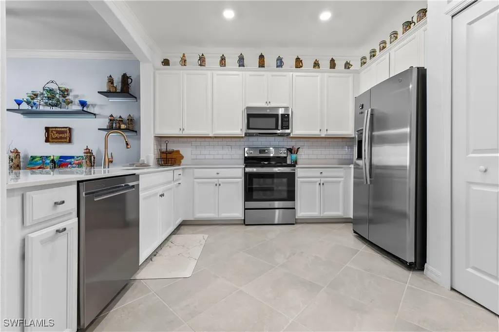 2656 Vine Avenue Naples FL 34120
