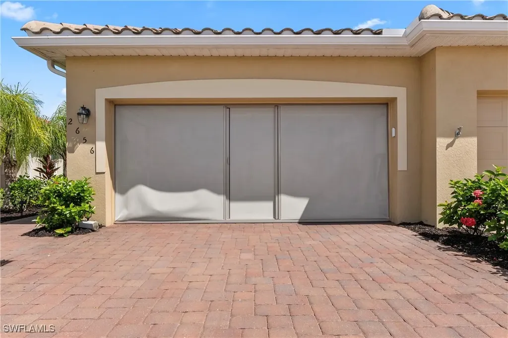 2656 Vine Avenue Naples FL 34120