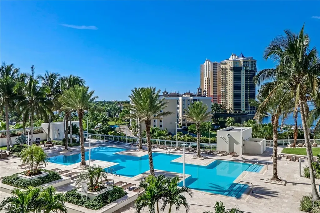 3000 Oasis Grand Boulevard Fort Myers FL 33916