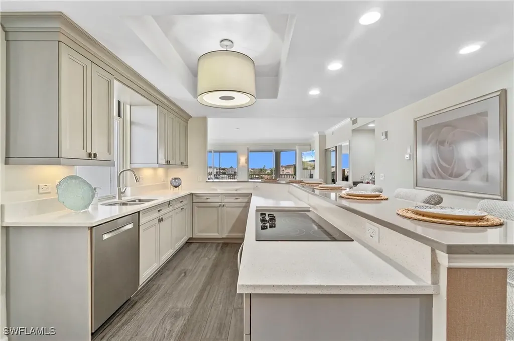 9790 Gulf Shore Drive Naples FL 34108